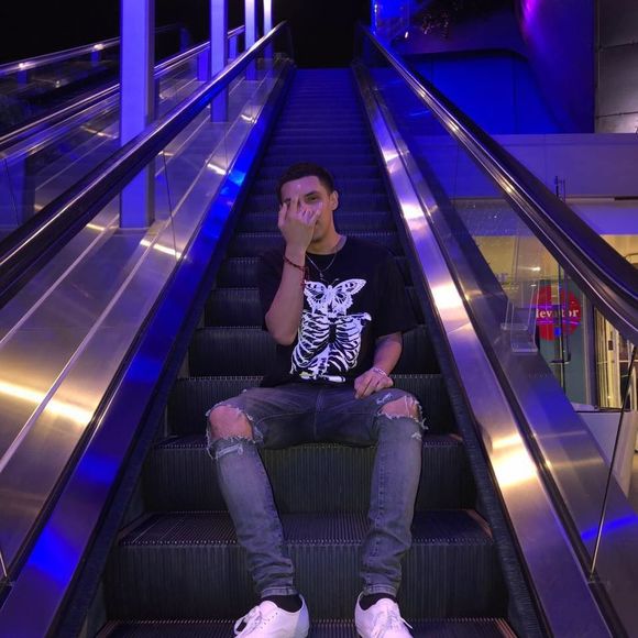 Meet your Posher, Tonyy - Picture 1 of 1